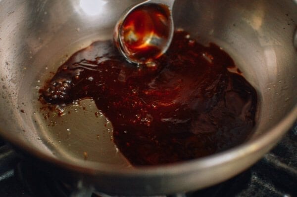 Easy Yu Choy Recipe, by thewoksoflife.com