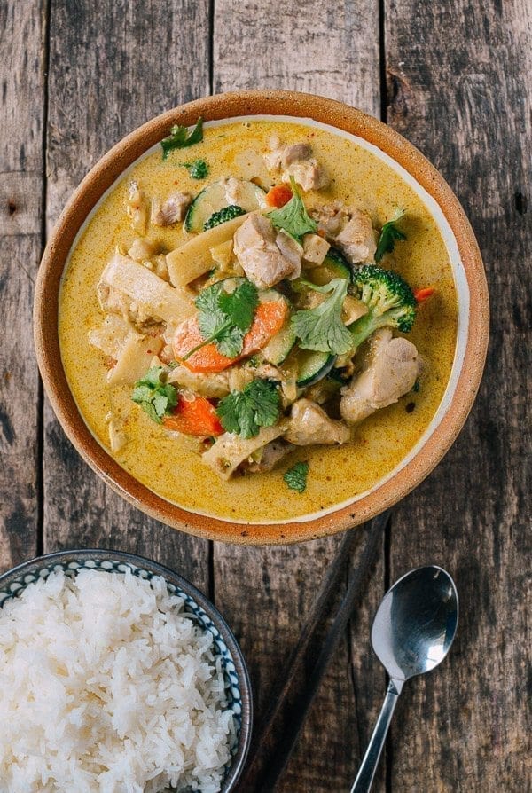 Green Curry Chicken with a bowl of white rice, by thewoksoflife.com