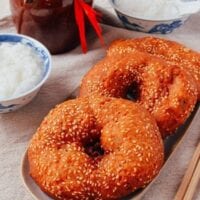 Cantonese Fried Dough (Ham Chim Peng), by thewoksoflife.com