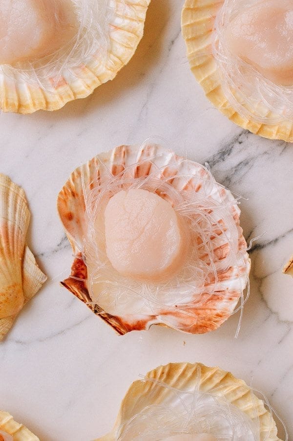 Steamed Scallops with Noodles, by thewoksoflife.com