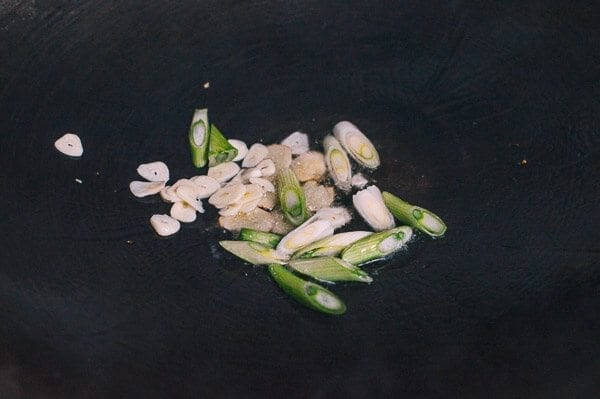 Ginger, Garlic, Scallions in wok, thewoksoflife.com