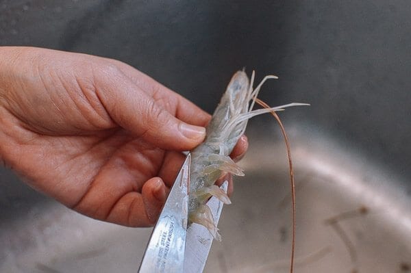 Shanghai Shrimp Stir-fry - You Bao Xia , by thewoksoflife.com