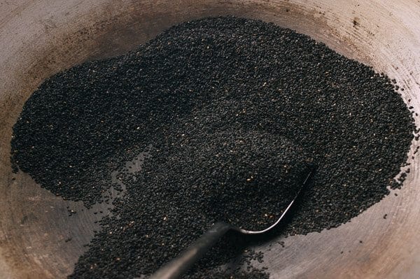 Tang Yuan (Sweet Rice Balls with Black Sesame Filling), by thewoksoflife.com