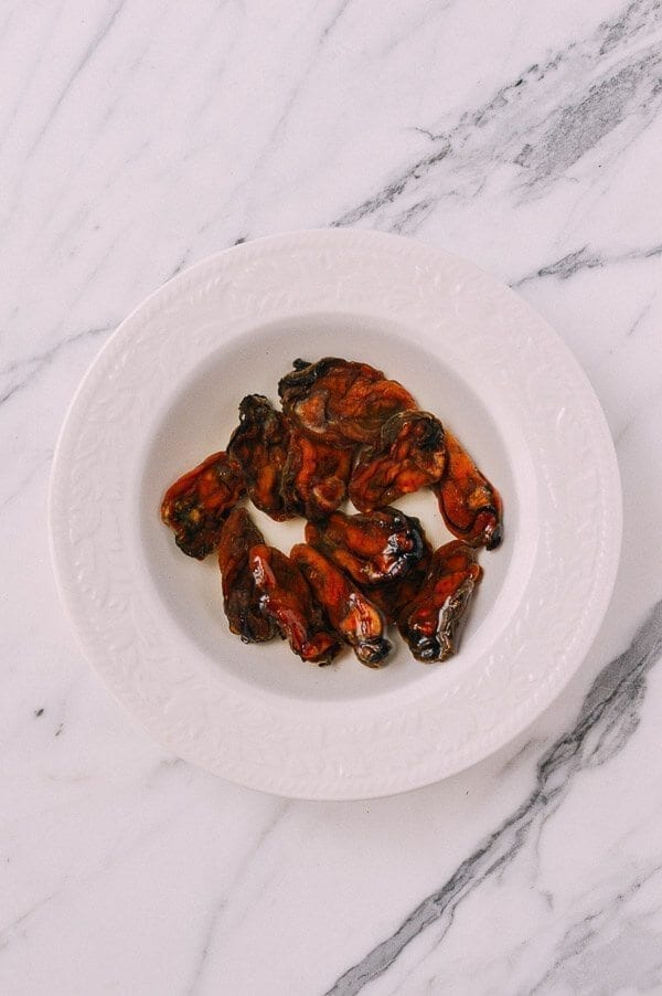 Dried Oyster & Black Moss, by thewoksoflife.com