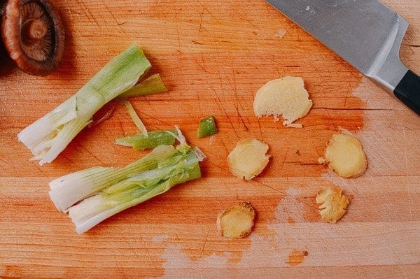 Dried Oyster & Black Moss, by thewoksoflife.com