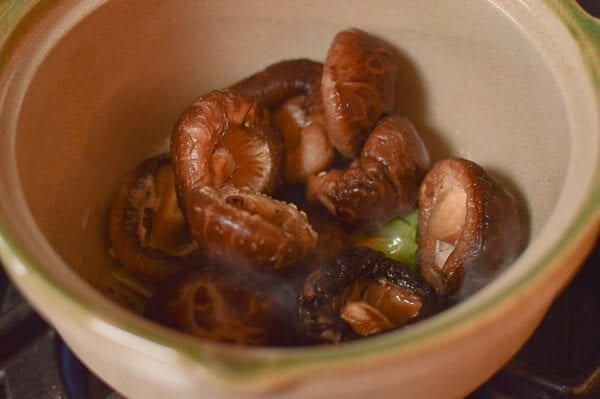 Dried Oyster & Black Moss, by thewoksoflife.com