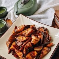 Braised Spring Bamboo Shoots (油焖笋), by thewoksoflife.com