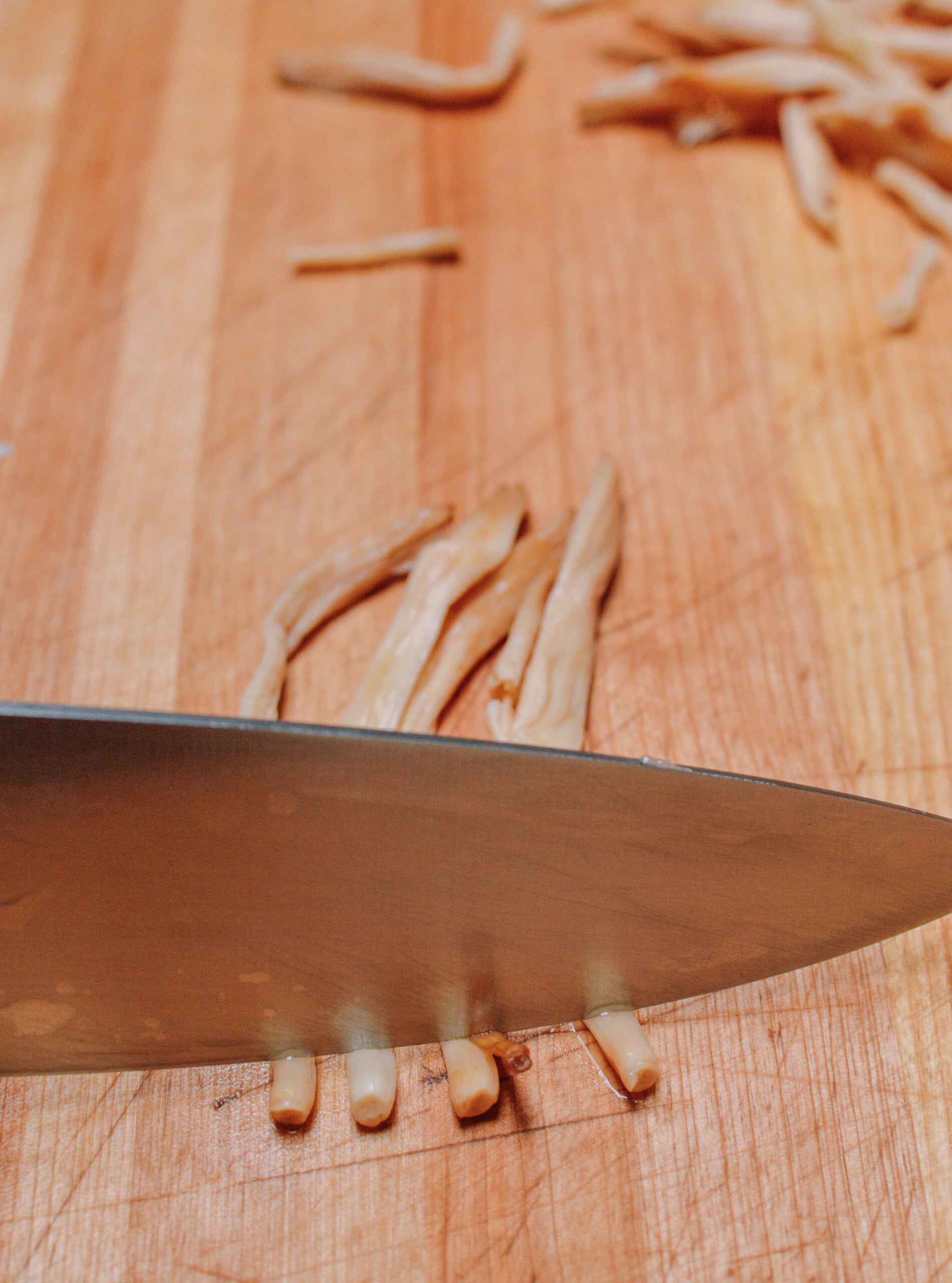 trimming soaked dried lily flower