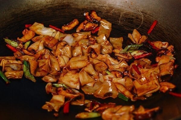 Vegetable Chow Fun, by thewoksoflife.com