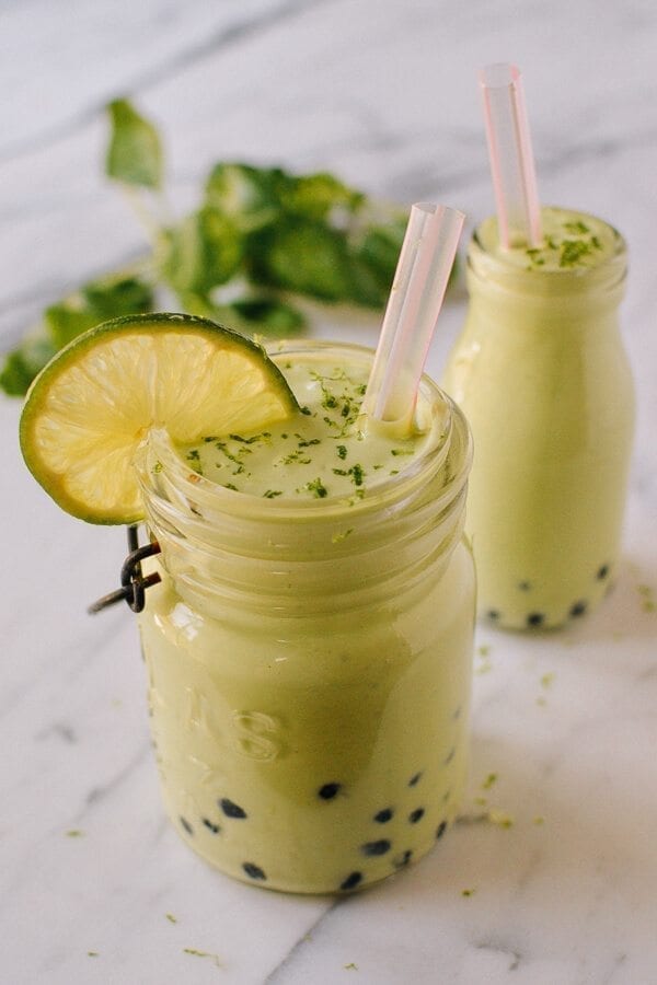 Avocado Smoothies with Boba
