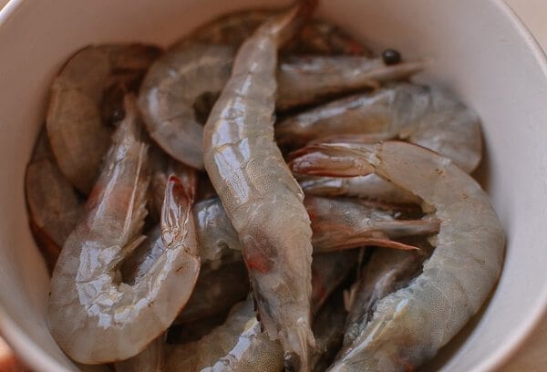 cleaned large head-on shrimp