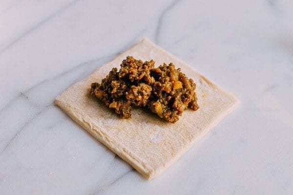 Beef Curry Pastry Puffs, by thewoksoflife.com