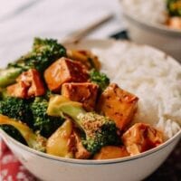 Broccoli Tofu Bowls with Rice, thewoksoflife.com