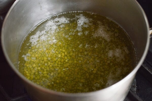 Mung Bean Popsicles, by thewoksoflife.com