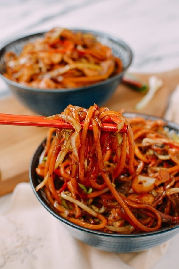 Chicken Lo Mein, by thewoksoflife.com