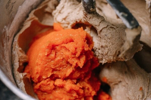 Pumpkin Cupcakes with Maple Vanilla Buttercream, by thewoksoflife.com
