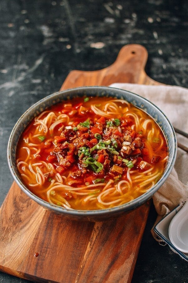 Shanghai Hot Sauce Noodles la jiang mian, by thewoksoflife.com