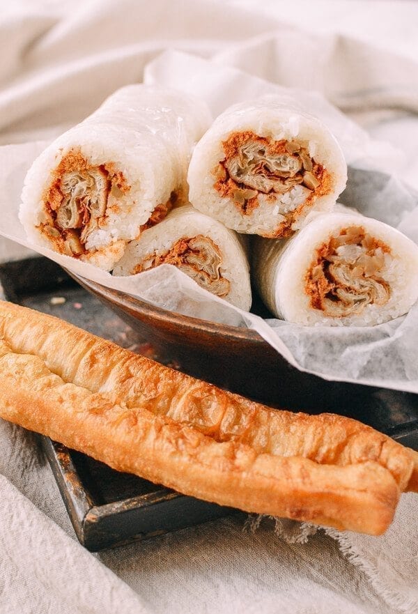 Shanghai Breakfast Rice Rolls (Ci Fan 粢饭)