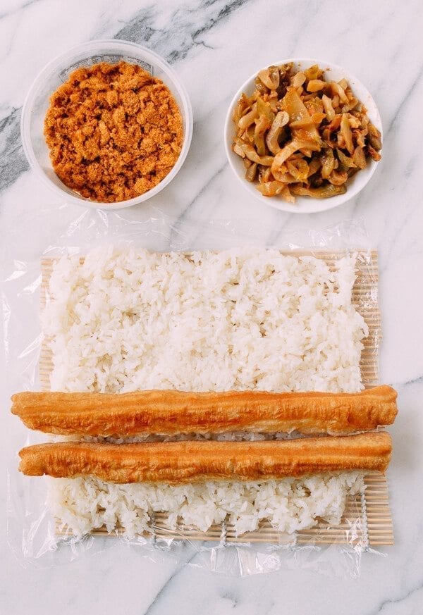 Shanghai Breakfast Rice Rolls (Ci Fan 粢饭), by thewoksoflife.com