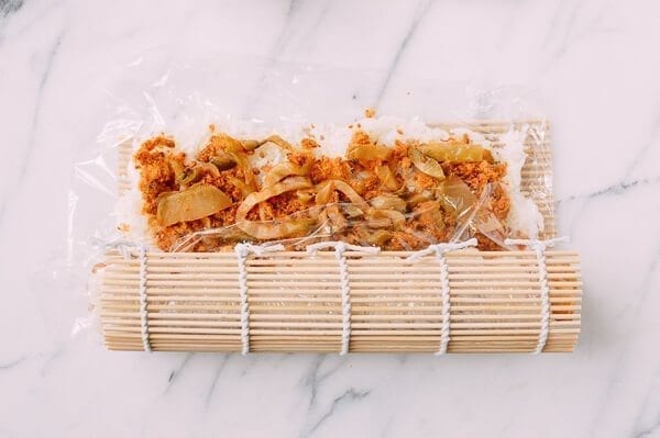 Shanghai Breakfast Rice Rolls (Ci Fan 粢饭), by thewoksoflife.com