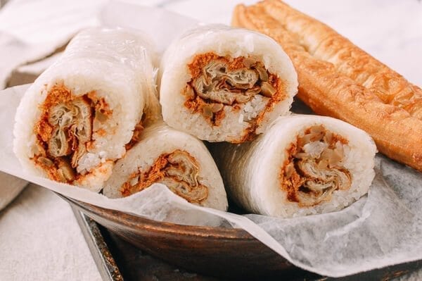 Shanghai Breakfast Rice Rolls (Ci Fan 粢饭), by thewoksoflife.com