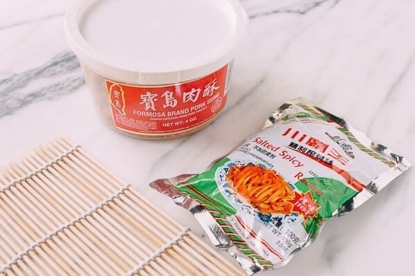 Shanghai Breakfast Rice Rolls (Ci Fan 粢饭), by thewoksoflife.com