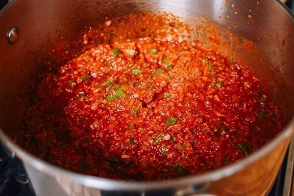 Bison Chili, by thewoksoflife.com