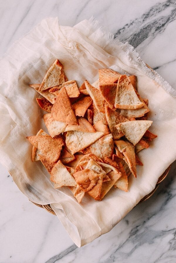 Pita Chips & Hummus, by thewoksoflife.com