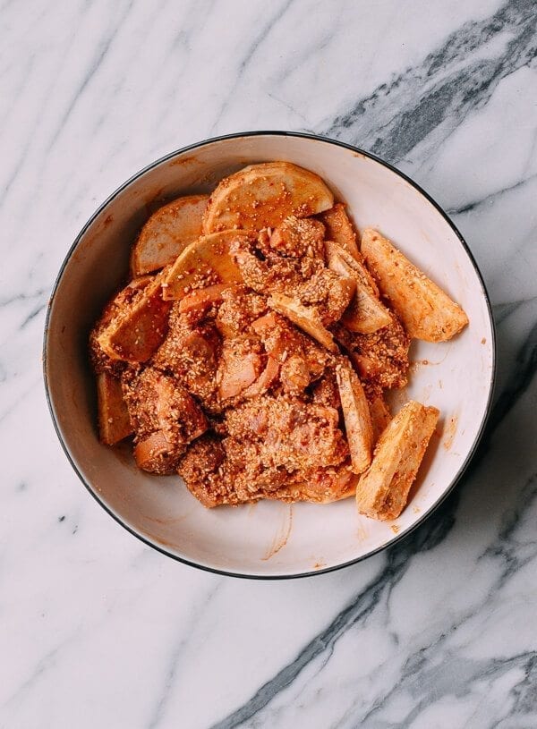 Steamed Pork with Rice Powder, by thewoksoflife.com