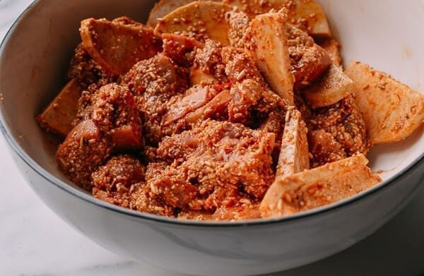 Steamed Pork with Rice Powder, by thewoksoflife.com