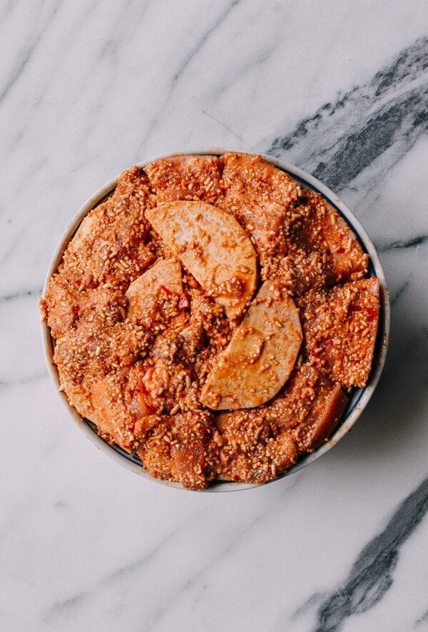 Steamed Pork with Rice Powder, by thewoksoflife.com