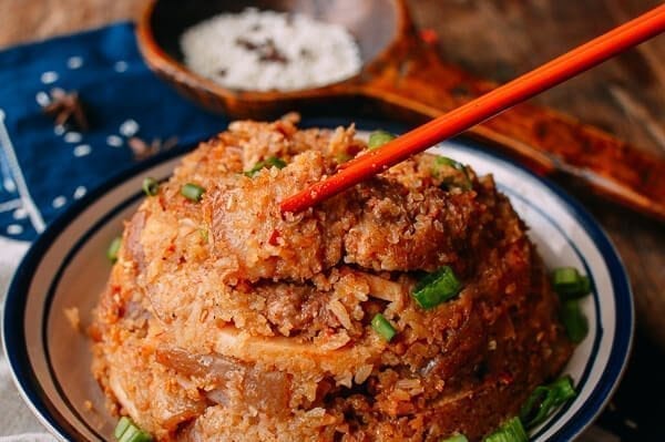 Steamed Pork with Rice Powder, by thewoksoflife.com