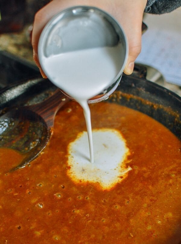 Hong Kong Curry Fish Balls, by thewoksoflife.com