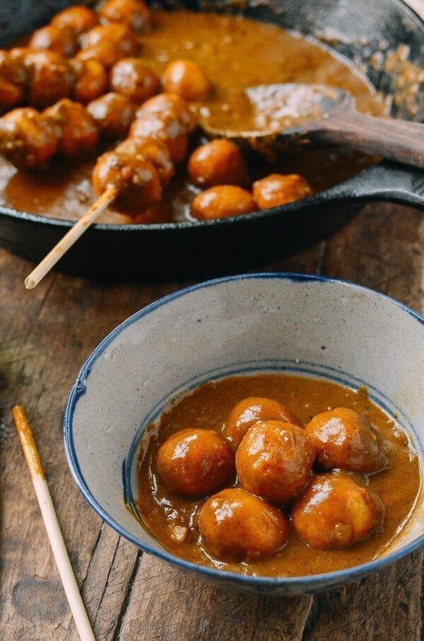 Hong Kong Curry Fish Balls, by thewoksoflife.com