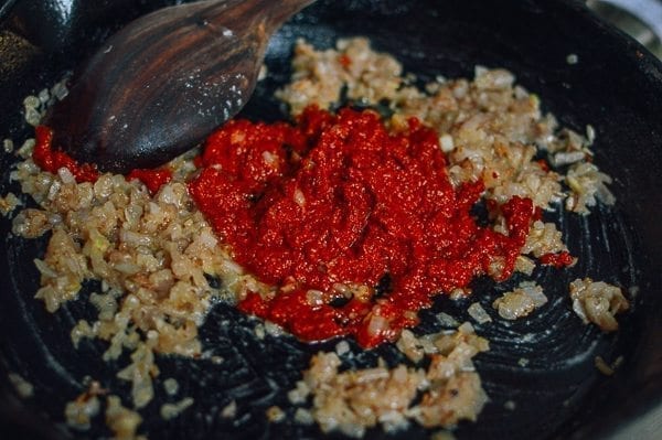 Hong Kong Curry Fish Balls, by thewoksoflife.com