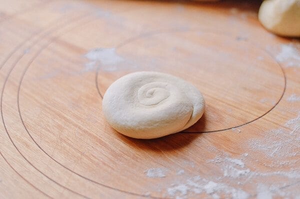 Chinese Hamburgers, Rou Jia Mo 肉夹馍, by thewoksoflife.com