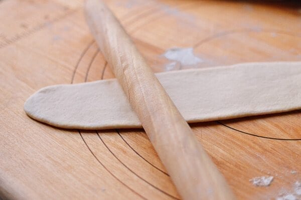 Chinese Hamburgers, Rou Jia Mo 肉夹馍, by thewoksoflife.com