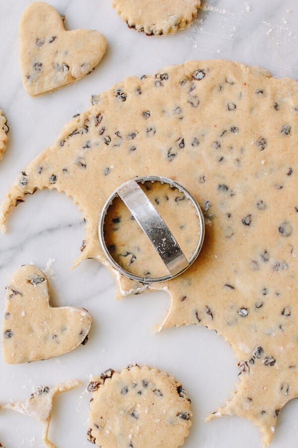 Welsh Cakes, by thewoksoflife.com