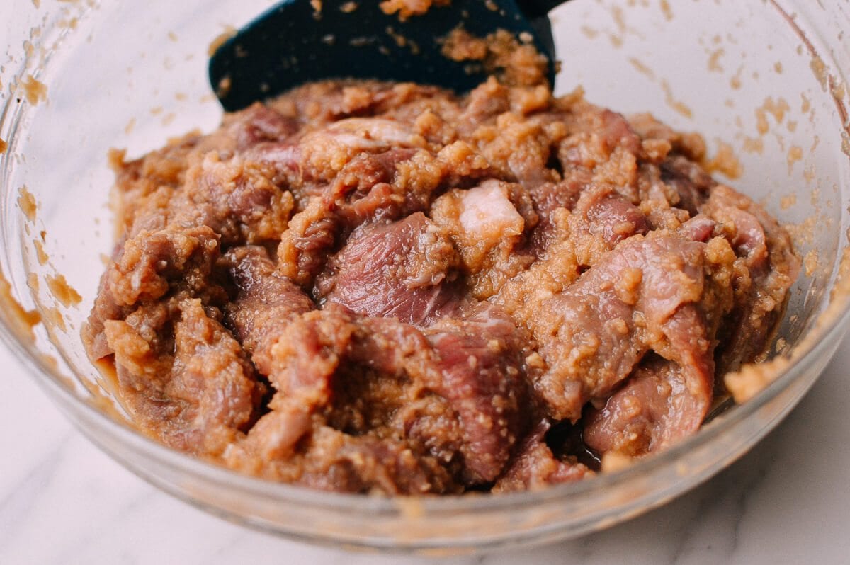 Beef Bulgogi Tacos - Korean Mexican Fusion, by thewoksoflife.com