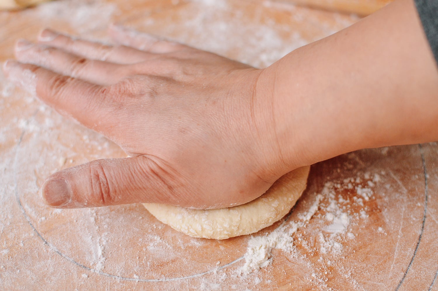 Shanghai Da Bing, 上海大饼, by thewoksoflife.com