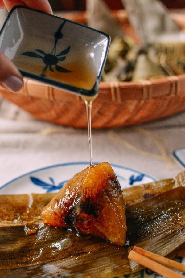 Jianshui Zong (Alkaline Rice Dumplings - 碱水粽), by thewoksoflife.com