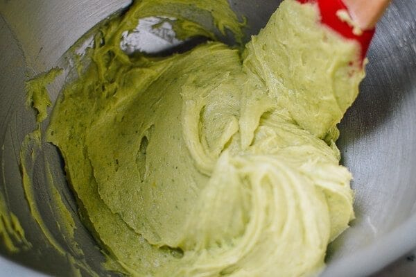 Basil Berry Cake, by thewoksoflife.com