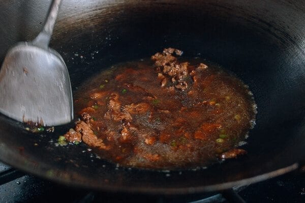 Beef and Egg Stir fry Rice Bowls, by thewoksoflife.com
