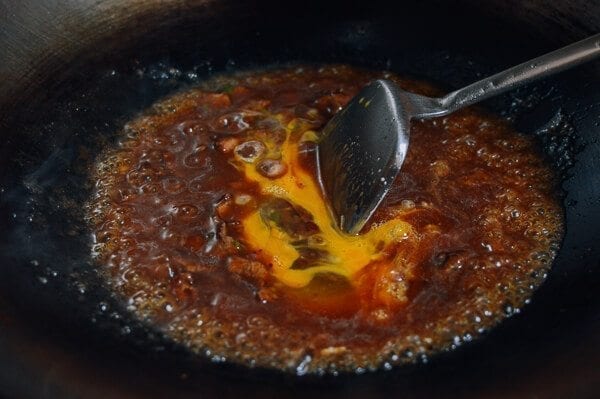 Beef and Egg Stir fry Rice Bowls, by thewoksoflife.com