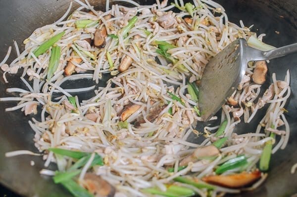 Chicken and Bean Sprouts, by thewoksoflife.com