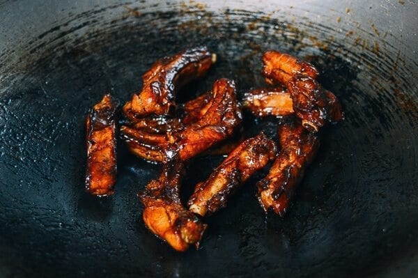 Honey Glazed Ribs, by thewoksoflife.com