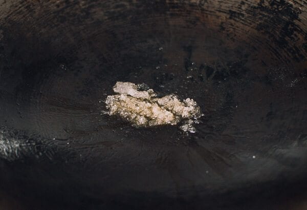 Honey Glazed Ribs, by thewoksoflife.com