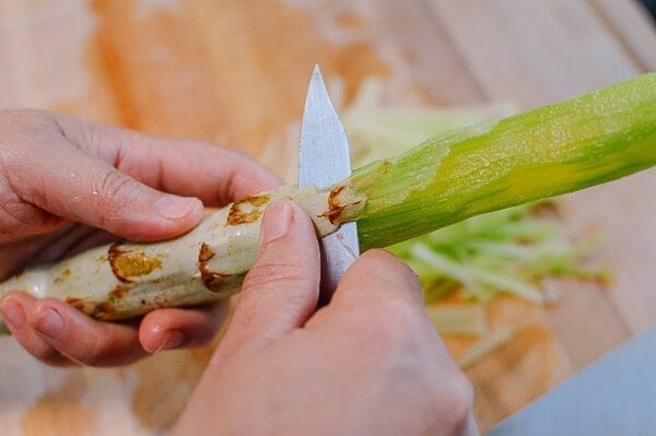Pork with Garlic Sauce - Yu Xiang Rou Si, by thewoksoflife.com