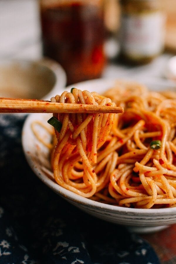 10-Minute Sesame Noodles Recipe (Ma Jiang Mian), by thewoksoflife.com