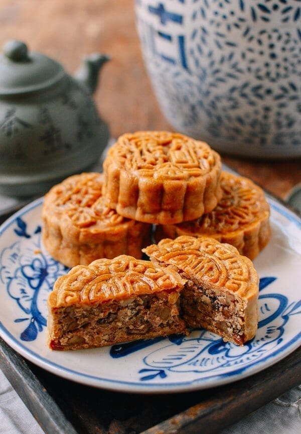 Ham & Nut Mooncake Recipe, by thewoksoflife.com